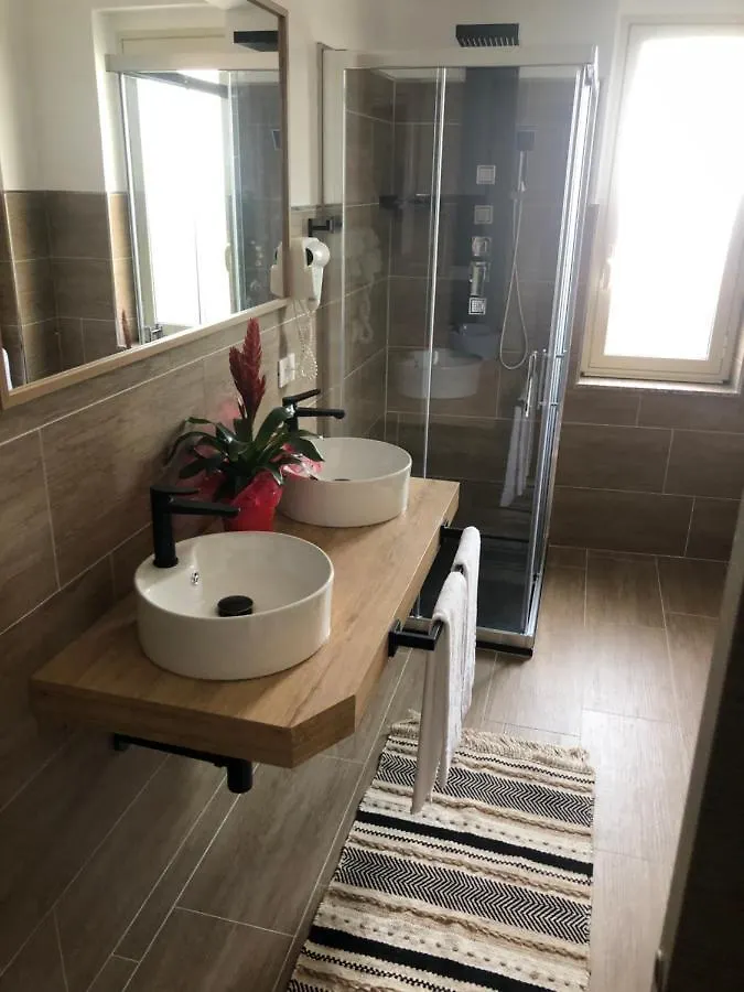 Bed & Breakfast Donnarosahome Oliveri Italy